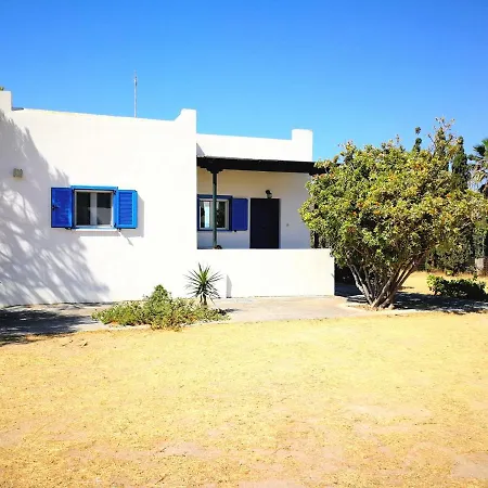 Themis Beach House ميكري فيغلا